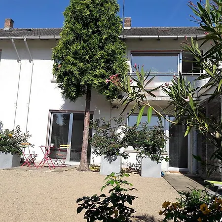 Frankfurt Apartment *